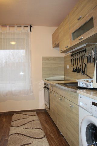 Eladó családi ház, Debrecenben 31.9 M Ft, 1 szobás