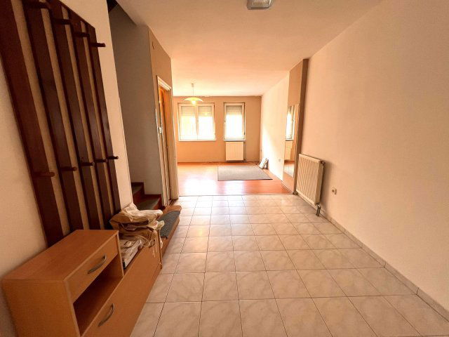 Eladó téglalakás, Mohácson 0.15 M Ft, 2 szobás