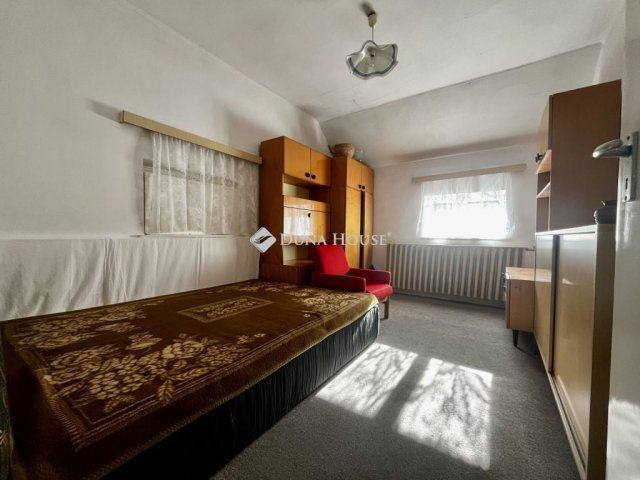 Eladó családi ház, Óbányán 49.999 M Ft, 4 szobás