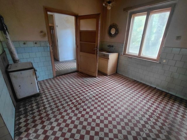 Eladó családi ház, Kisbéren 25 M Ft, 3 szobás