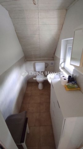 Eladó nyaraló, Mohácson 39 M Ft, 4 szobás / költözzbe.hu