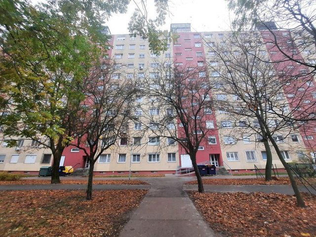 Eladó panellakás, Budapesten, XV. kerületben 52.7 M Ft