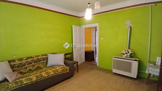 Eladó családi ház, Mernyén 14.9 M Ft, 2 szobás