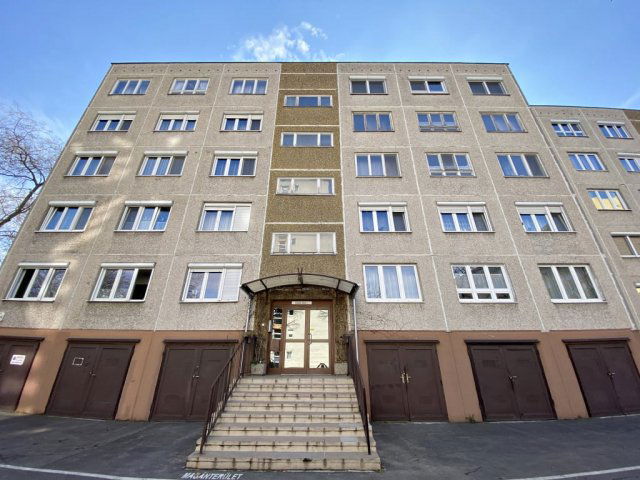 Eladó téglalakás, Budapesten, XIV. kerületben, Füredi parkban