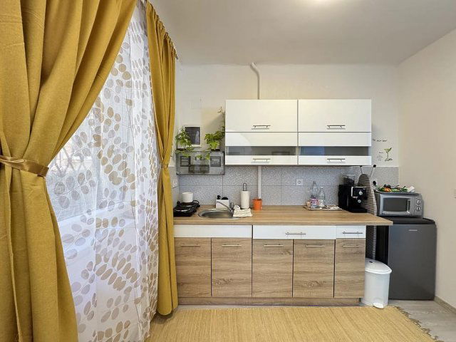 Kiadó téglalakás, albérlet, Budapesten, VI. kerületben
