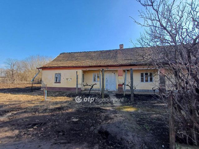 Eladó mezogazdasagi ingatlan, Nagycserkeszen 4.5 M Ft, 2 szobás