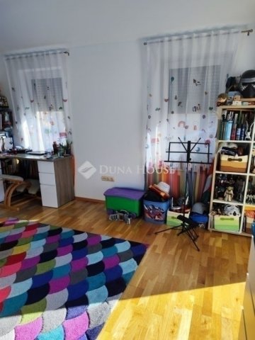 Eladó családi ház, Budapesten, XVI. kerületben 299 M Ft