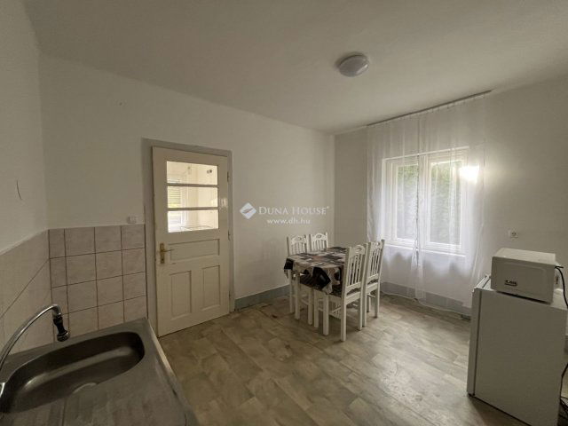 Eladó családi ház, Zalalövőn 34.99 M Ft, 3 szobás