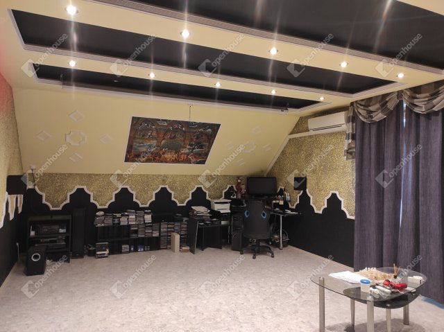 Eladó családi ház, Szegeden 89 M Ft, 3 szobás