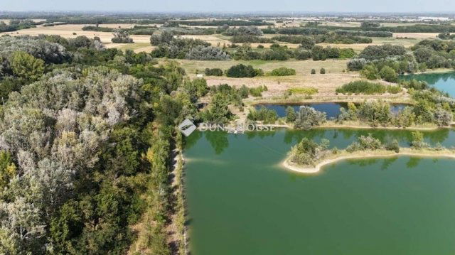 Eladó családi ház, Dunaharasztin 19.9 M Ft, 2 szobás