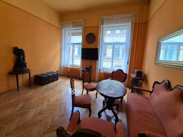 Eladó téglalakás, Budapesten, VIII. kerületben 74.9 M Ft