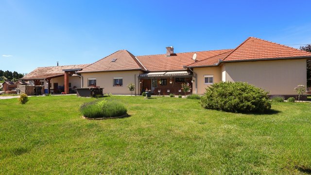 Eladó családi ház, Zalacsányon 85 M Ft, 4 szobás