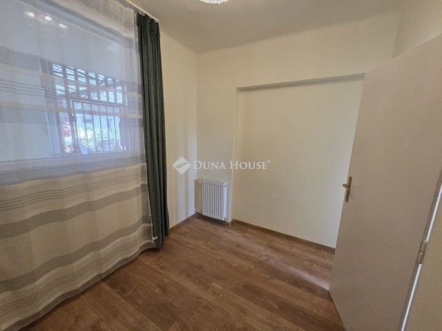 Eladó téglalakás, Budapesten, VIII. kerületben 84.9 M Ft