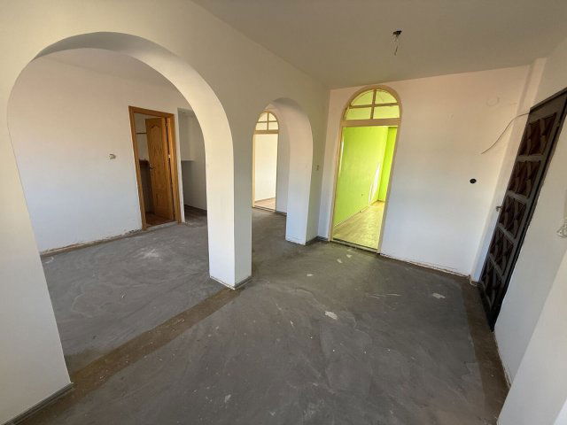 Eladó panellakás, Zalaegerszegen 46 M Ft, 3 szobás