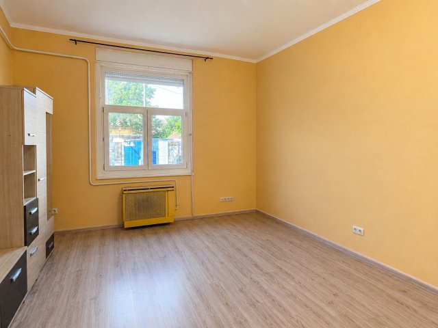 Eladó téglalakás, Budapesten, XX. kerületben 30.8 M Ft, 1 szobás