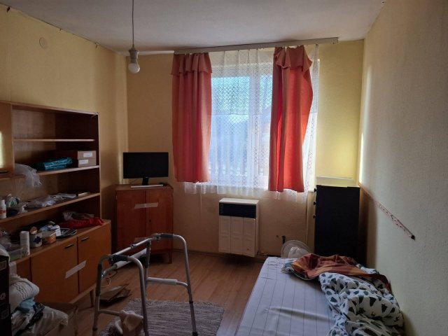 Eladó családi ház, Komádiban 9.9 M Ft, 3 szobás