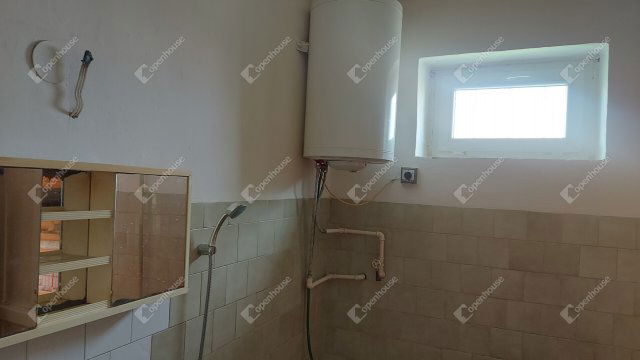 Eladó családi ház, Csorváson 18.4 M Ft, 3 szobás