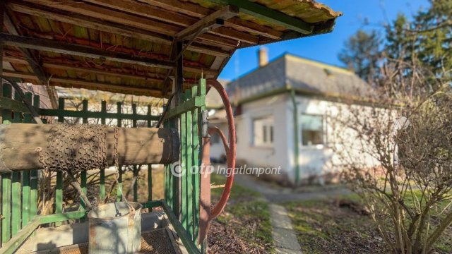Eladó családi ház, Bakonypéterden 44.9 M Ft, 3 szobás