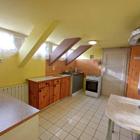 Eladó téglalakás, Salgótarjánban, Tanács úton 19.9 M Ft