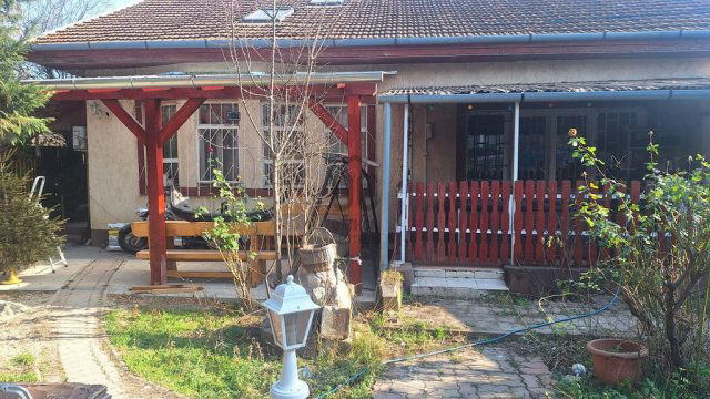 Eladó családi ház, Budapesten, III. kerületben 250 M Ft