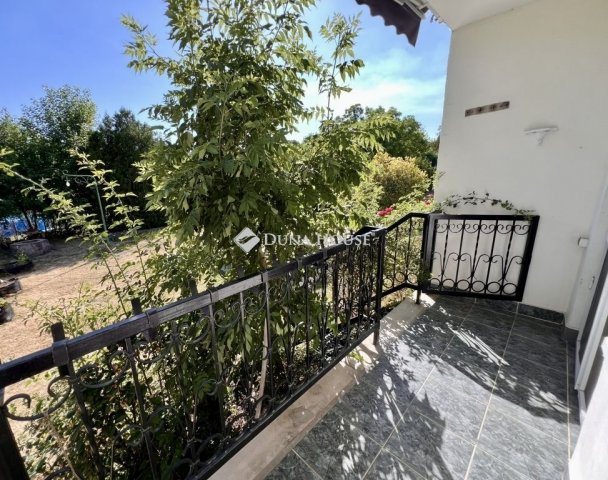 Eladó téglalakás, Ercsiben 55 M Ft, 4 szobás