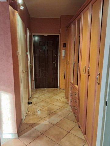 Eladó panellakás, Székesfehérvárott 50 M Ft, 2 szobás