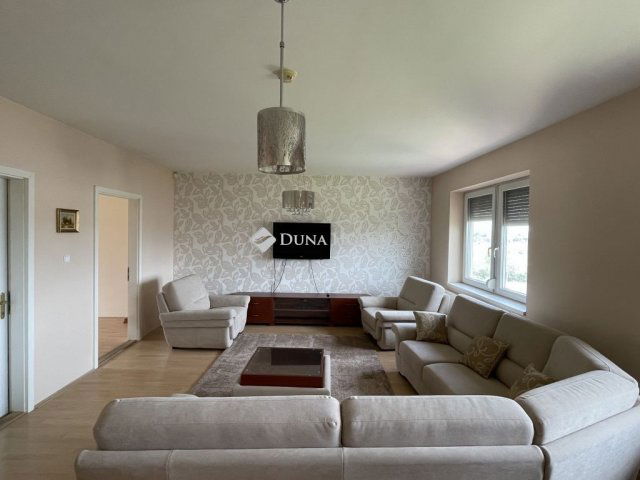 Eladó téglalakás, Teskándon 55.85 M Ft, 3 szobás