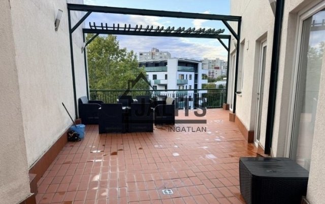 Kiadó téglalakás, albérlet, XI. kerületben, Naprózsa utcában