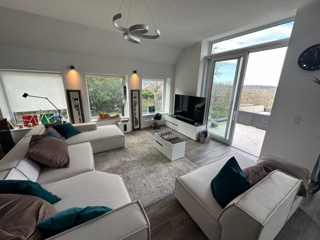 Eladó téglalakás, Budapesten, III. kerületben 373.99 M Ft