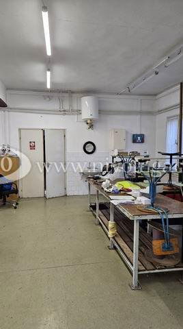 Kiadó ipari ingatlan, Veszprémben 665 E Ft / hó