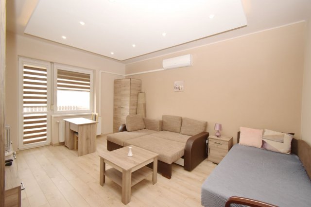 Kiadó téglalakás, albérlet, Debrecenben 180 E Ft / hó, 1 szobás