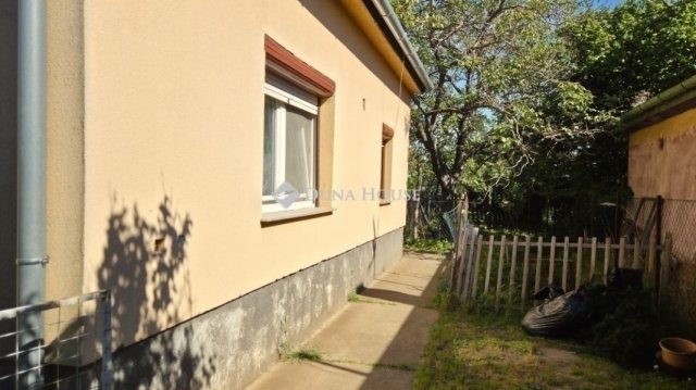 Eladó családi ház, Gyálon 84 M Ft, 4 szobás
