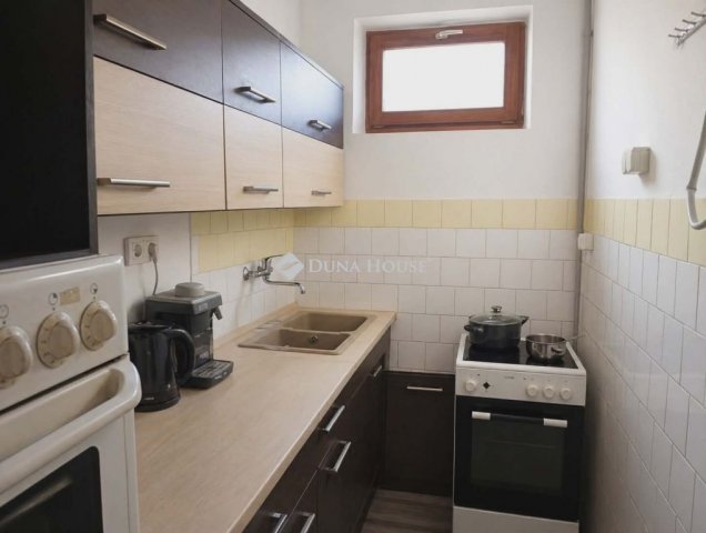 Eladó családi ház, Bársonyoson 58 M Ft, 4 szobás