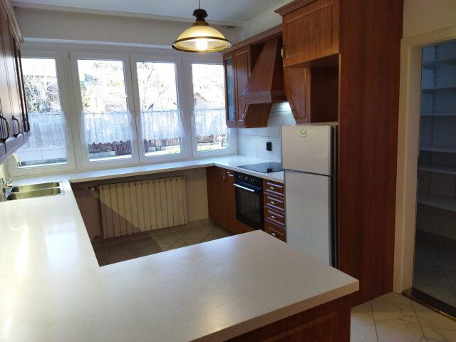 Kiadó sorház, albérlet, Budapesten, II. kerületben 963 E Ft / hó