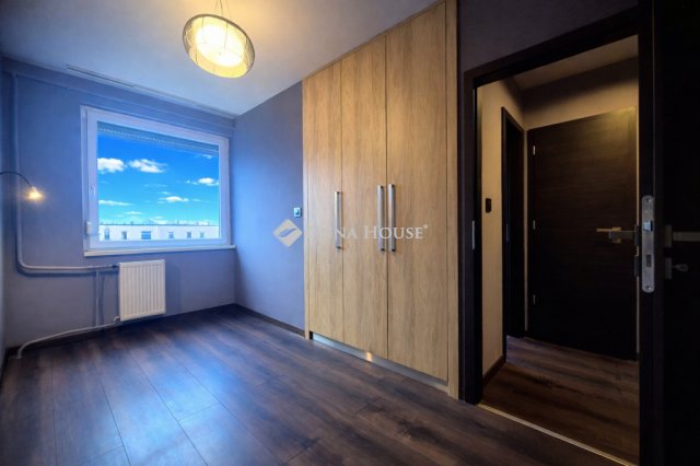 Eladó panellakás, Budapesten, III. kerületben 82.5 M Ft, 3 szobás