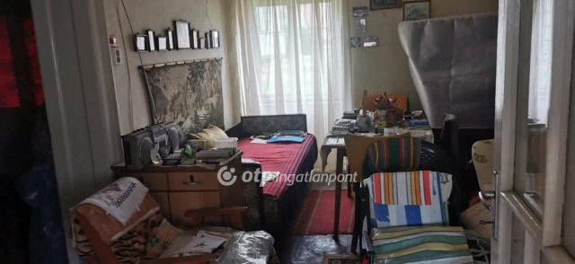 Eladó családi ház, Tiszaföldváron 6.9 M Ft, 3 szobás