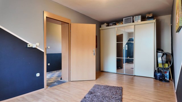 Eladó családi ház, Fertőrákoson 89.99 M Ft, 5 szobás