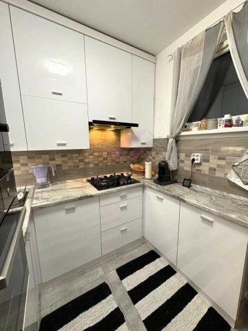 Eladó panellakás, Debrecenben 65.5 M Ft, 3 szobás