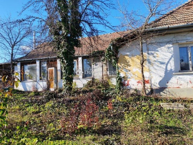 Eladó családi ház, Kókán 39.5 M Ft, 4 szobás