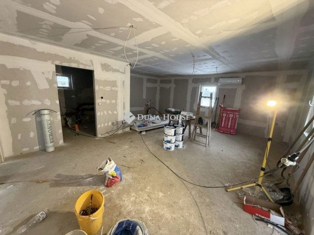 Eladó családi ház, Kókán 50.5 M Ft, 3 szobás