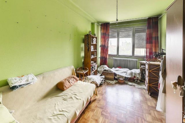 Eladó téglalakás, Cegléden 36.9 M Ft, 2 szobás