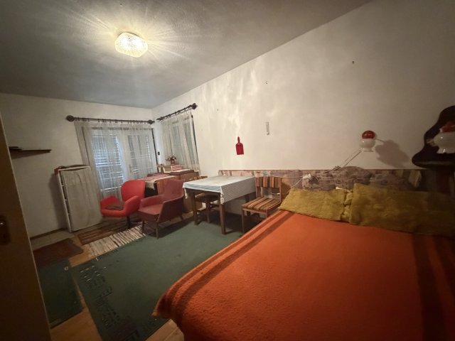 Eladó családi ház, Szegeden 22 M Ft, 1 szobás