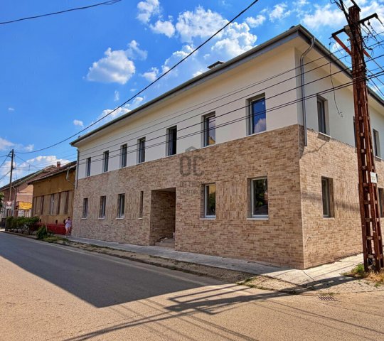 Eladó téglalakás, Budapesten, XV. kerületben 71.5 M Ft, 3 szobás