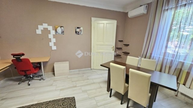 Eladó családi ház, Budapesten, XVIII. kerületben 99.9 M Ft