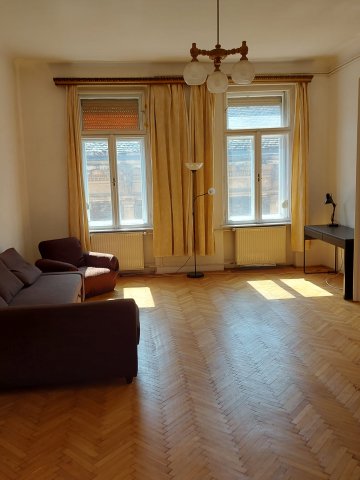 Eladó téglalakás, VIII. kerületben, Bródy Sándor utcában