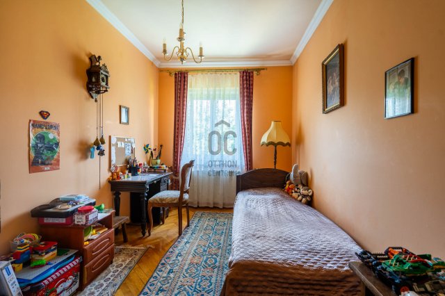 Eladó családi ház, Székesfehérvárott 320 M Ft, 6 szobás