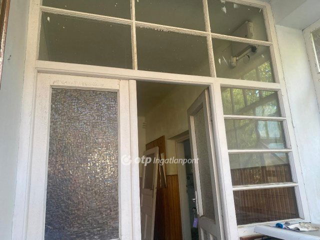 Eladó családi ház, Bébén 19.9 M Ft, 2 szobás