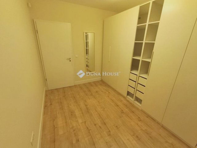 Kiadó téglalakás, albérlet, Kecskeméten 230 E Ft / hó