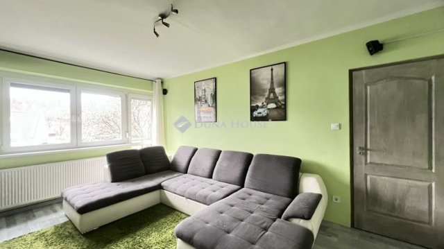 Eladó téglalakás, Egerben 70.5 M Ft, 2+1 szobás