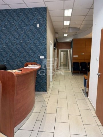 Kiadó üzlethelyiség, Budapesten, VIII. kerületben 450 E Ft / hó